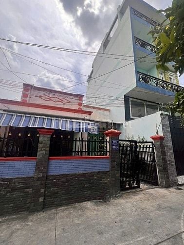 Nhà cấp 4 Tân Phú 4 giá 4 tỷ 4 thương lượng