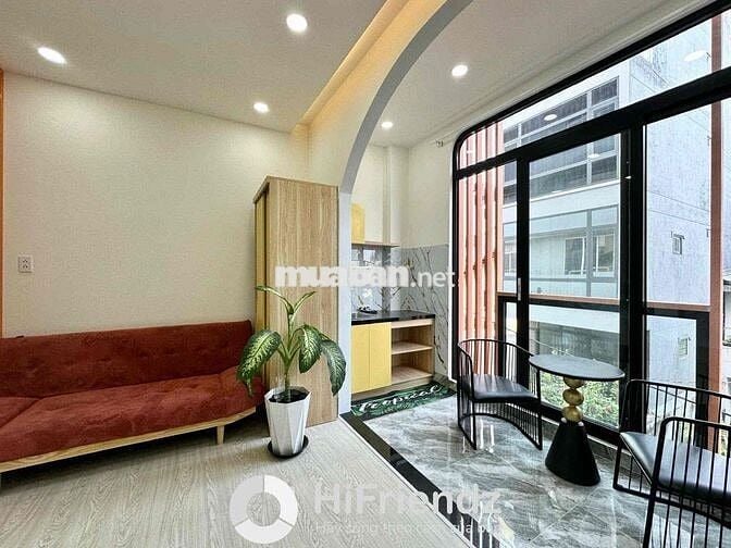 HÌNH THẬT GIÁ THẬT STUDIO THANG MÁY NGAY TOÀ NHÀ VIETTEL, VX DÂN CHỦ