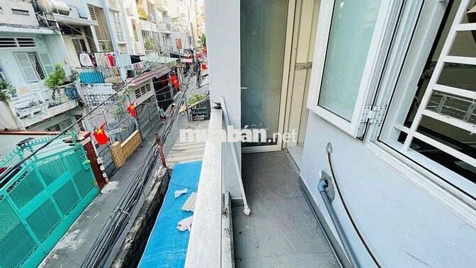 2PN CÓ BAN CÔNG CỬA SỔ 45m2 KHÔNG GIỚI HẠN NGƯỜI Ở HẺM ÔTÔ TẬN CỬA