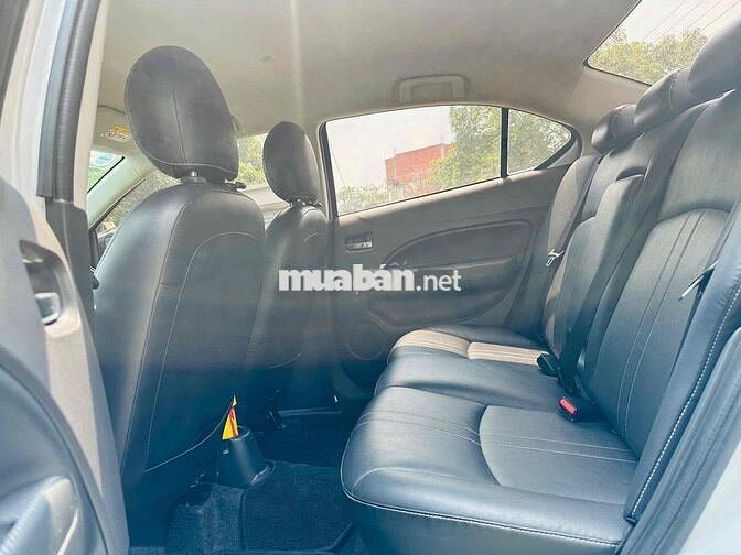 Mitsubishi Attrage 2021 CVT Premium - 61000 km