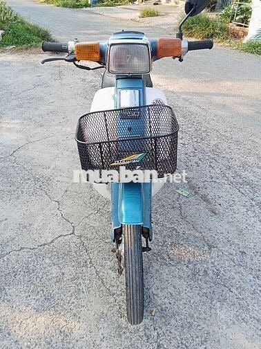 Honda Cúp 82 Nhật 50cc . Học Sinh Đi Ko Bằng Lái
