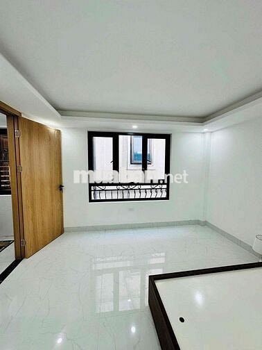 Hơn 7 tỷ có nhà Cầu giấy gần ngõ kinh doanh khu vực trung tâm