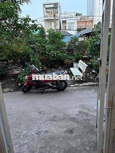 NHÀ 3 TẦNG ĐẸP — GẦN HẬU GIANG MINH PHỤNG PHẠM VĂN CHÍ(3.2m x 10m)
