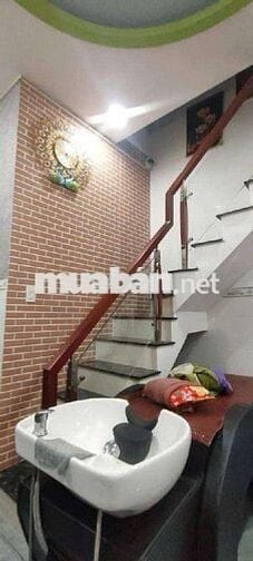 Nhà MT hẻm xe hơi 40m2 2tầng BTCT đường số 4, BHH Bb, BTân