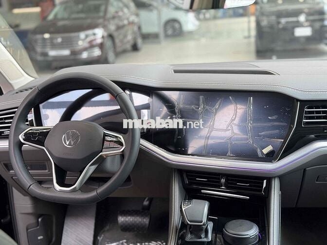 Volkswagen Touareg R-Line 2025