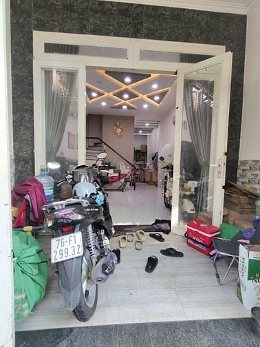 ⭐️Nhà 1 Lầu DT:4x12m đẹp Cao cấp cách Mặt tiền Phạm Văn Chiêu 20m, P13