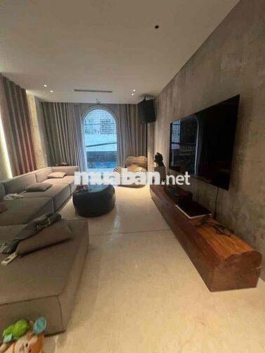 🏡 Bán nhà phân lô Phạm Ngọc Thạch - Ngay Gần Ô Tô Tránh - 40M - Thang