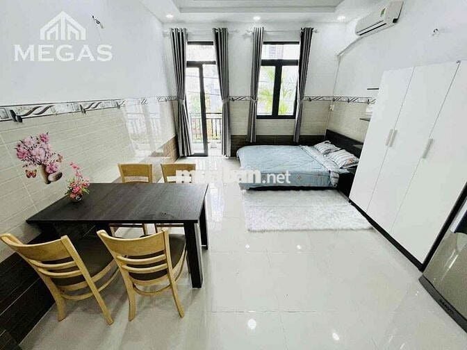 CHDV SỊN XÒ BAN CÔNG LỚN, SẴN NỘI THẤT VIEW ĐẸP TIỆN QUA ĐẦM SEN