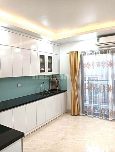 Siêu phẩm 6 tầng 45m đường láng.( giá thỏa thuận )