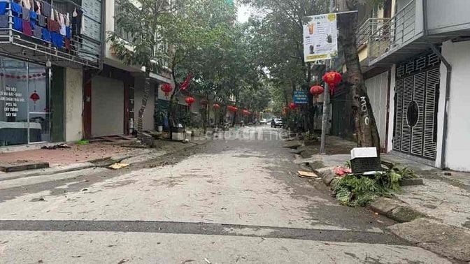 Siêu Hiếm, Bán Nhà Kiến Hưng DT 50m x MT 4m - PHÂN LÔ VỈA HÈ-OTO TRÁNH