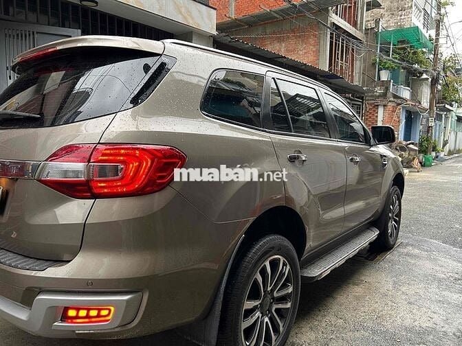Ford Everest 2019 Titanium 2.0L AT - 1 chủ