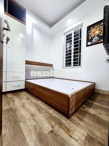 Bán CCMN Mặt Phố Có Sổ Hồng Đồng Sở Hữu - 2n2wc Khương Đình, Ngã 4 Sở
