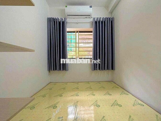 chuyển công tác nên cần pass lại ai