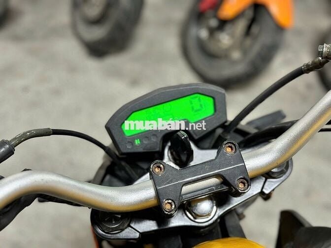 XE MÁYTHANH TÙNG_AGUSTA 110 VÀNG ĐEN CÔN TAY MINI