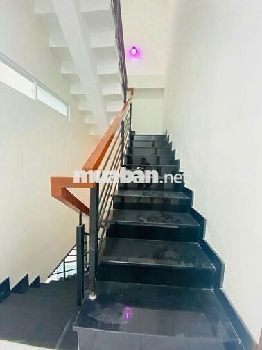 🏡 CHO THUÊ NHÀ MT NGUYỄN QUANG BÍCH_5,5x20m_TRỆT 3 LẦU MỚI ĐẸP.
