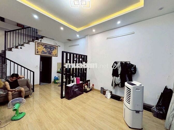 ✅ NHÀ 3 TẦNG TRẦN CAO VÂN CÁCH ĐƯỜNG 4 CĂN NHÀ CHO THUÊ 15TR/THANG✅
