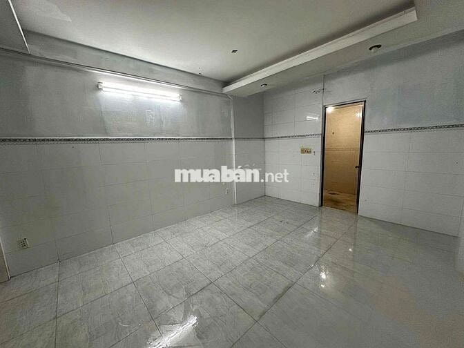 cần cho thuê nhà hxt ngay ngã tư hàng xanh đường xô viết nghệ tĩnh