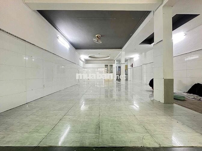 cần cho thuê nhà hxt ngay ngã tư hàng xanh đường xô viết nghệ tĩnh