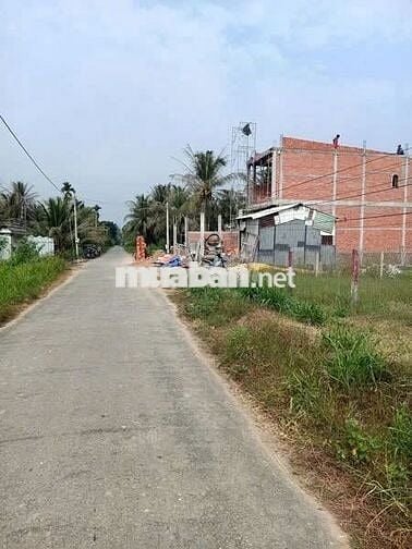 Cần ra nhanh lô đất ngay ủy ban xã Mỹ Yên giá 580 triệu/ 180m2 đất thổ