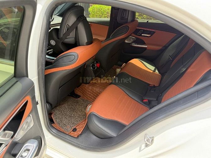 🆕 Mercedes Benz C300AMG " siêu mới " 12.2022 ĐKLĐ 01.2023 / 20.000km