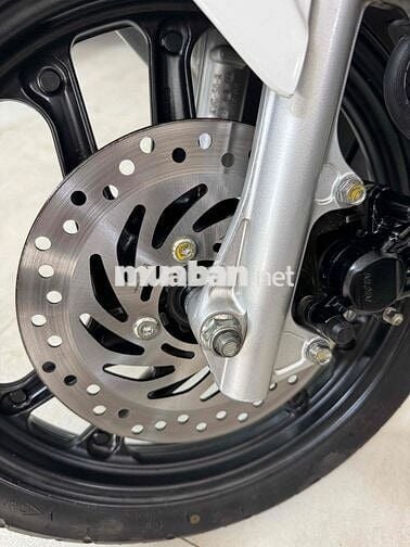 2 Xe Air Blade 125cc Đời 2013 Vs Air Blade 2011