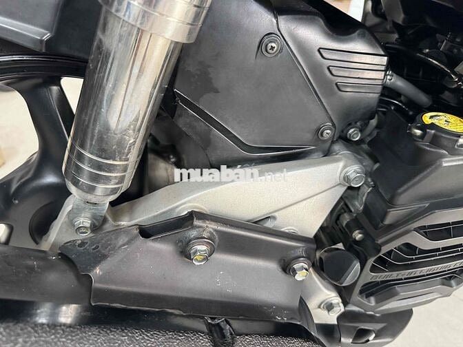 2 Xe Air Blade 125cc Đời 2013 Vs Air Blade 2011