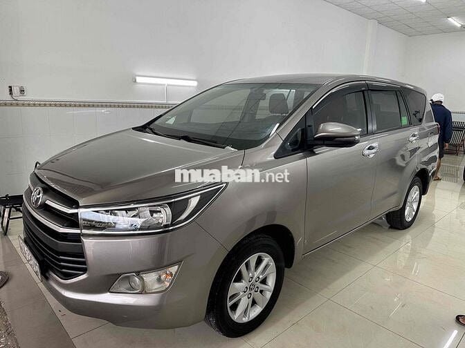 Toyota Innova 2020 2.0E - 144000 km