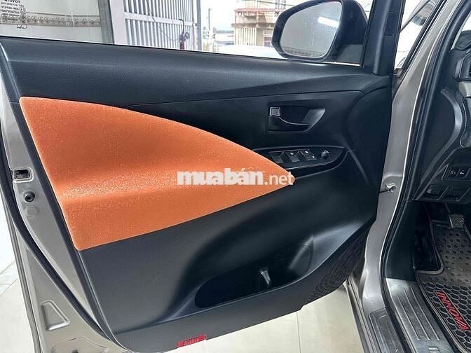 Toyota Innova 2020 2.0E - 144000 km