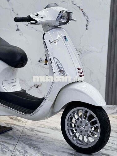 vespa spin 2015 bstp 9chủ zin nợ xấu trả 50% ạ