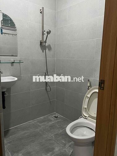Phòng trọ mới xây - Máy lạnh, sạch sẽ, không gian yên tĩnh