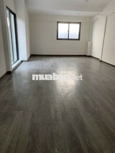 Siêu vị trí Q1 – Trần Hưng Đạo, 4 tầng đẹp, HĐ thuê cao 70tr/tháng