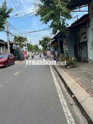 Nhà cũ Hóc Môn diện tích lớn 151m2 ngang 5,1m dài 26m