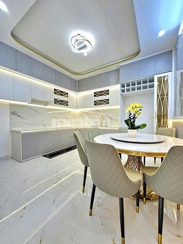 Bán nhà đường Huỳnh Tấn Phát, Q.7, full nội thất, vào ở ngay