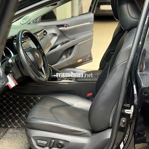 Camry 2.5Q 2019 Màu Đen - Nội thất Đen - 74000 km