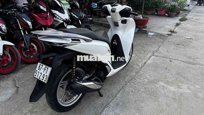 Honda SH 125 trắng đen 2020 ( hỗ trợ góp )