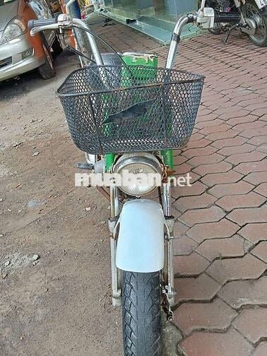 Honda Chaly Nhật 50cc . Máy Êm Ru Thì Thâm 2Tr900
