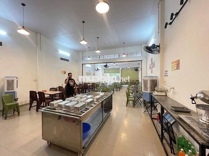 MT Đ. Âu Cơ Diện tích rộng 7x22m. Sát Trường Đại Học Và Bệnh Viện Quận