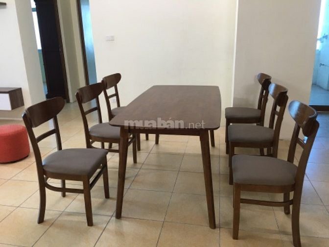 Cho thuê căn hộ chung cư 96 Định Công, 135 m2 sát đường giải phóng