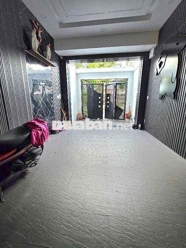 Bán gấp nhà mới, đẹp đường 24B KDC TÊN LỬA cạnh CV lớn