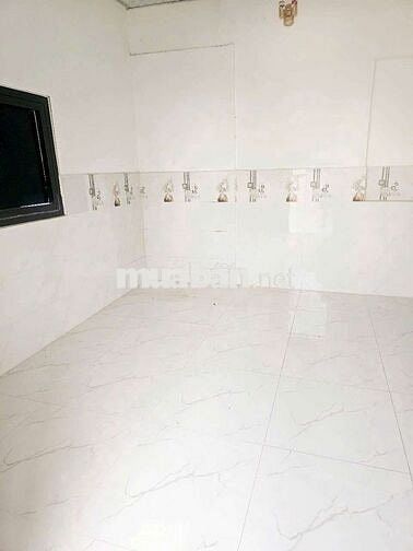 NHÀ TO CHÀ BÁ 90M2+SÂN SAU HẺM XE HƠI 2PN 2WC 1243 LÊ VĂN LƯONG