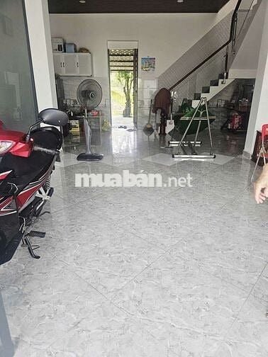 NHÀ TO CHÀ BÁ 90M2+SÂN SAU HẺM XE HƠI 2PN 2WC 1243 LÊ VĂN LƯONG