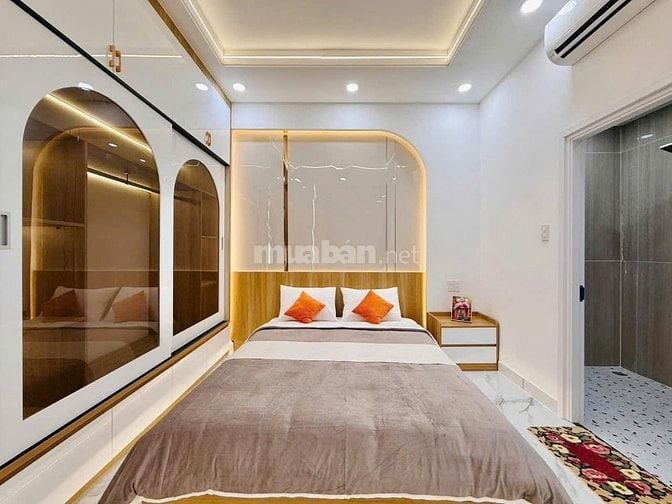 bán nhà DT 4M X 16M SIÊU PHẨM LUXURY, ĐƯỜNG 10M THÔNG KD Ô TÔ XE HƠI
