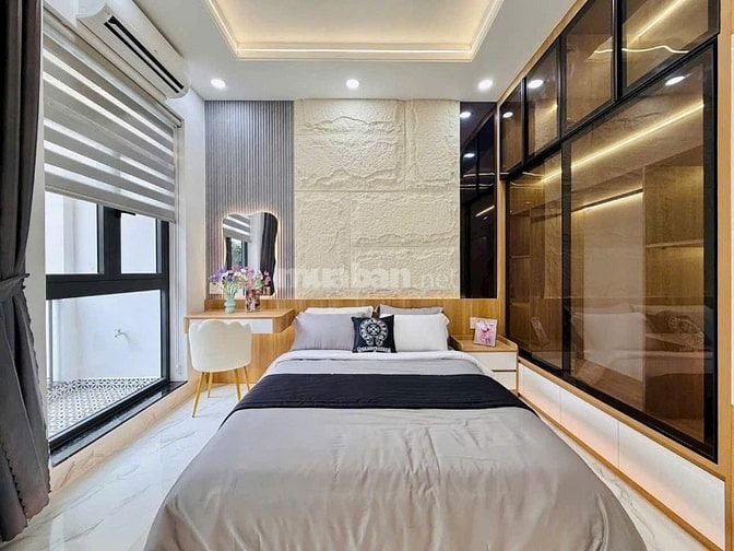 bán nhà DT 4M X 16M SIÊU PHẨM LUXURY, ĐƯỜNG 10M THÔNG KD Ô TÔ XE HƠI