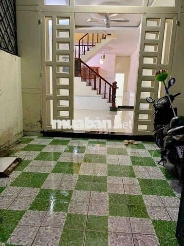 Nhà phố 74m có 3 phòng ngủ gần ngã 3 Cây Điệp và Vincom550 Dĩ An