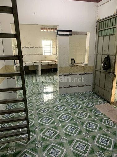 Cho Thuê nhà 40m2 giá 2tr500/tháng Điện nhà nước (cọc 1 tháng)
