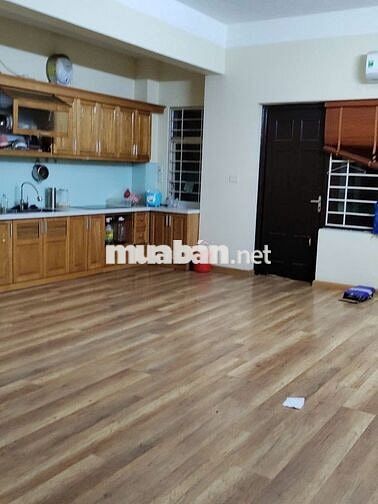 Cần cho thuê căn tầng 8 nhà CT2A khu đô thị Mễ Trì Hạ 85m2,2N, 1VS
