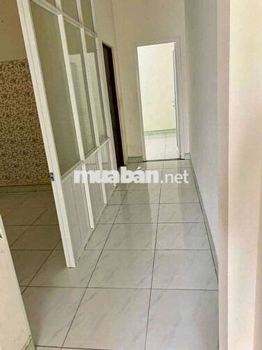 Nhà phố 74m có 3 phòng ngủ gần ngã 3 Cây Điệp và Vincom550 Dĩ An