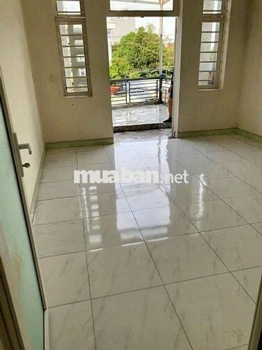 Nhà phố 74m có 3 phòng ngủ gần ngã 3 Cây Điệp và Vincom550 Dĩ An