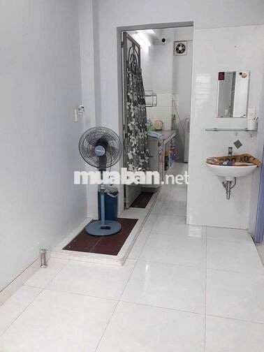 Cho thuê nhà mới sạch sẽ khu vực trung tâm Gò Vấp