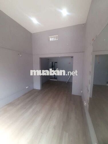 Mặt bằng kinh doanh 25m2 phường Nghĩa Đô Hà Nội